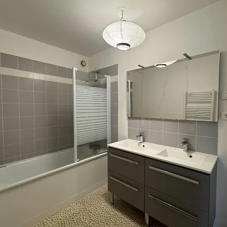 With Balconies Close To Beaches Apartament *